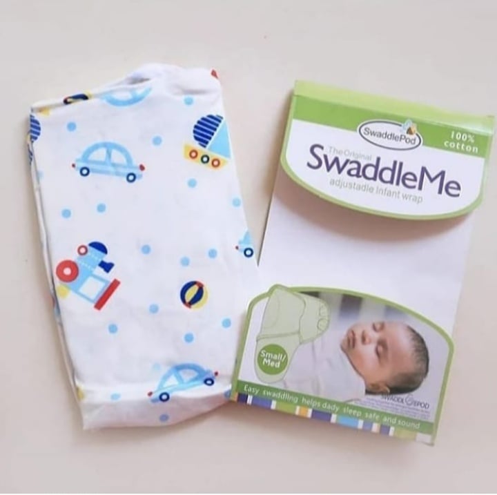 cotton-swaddle-car-shape