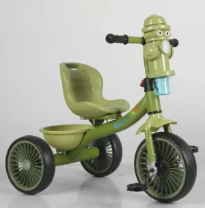 bicycle with 3 wheel makes bubbles