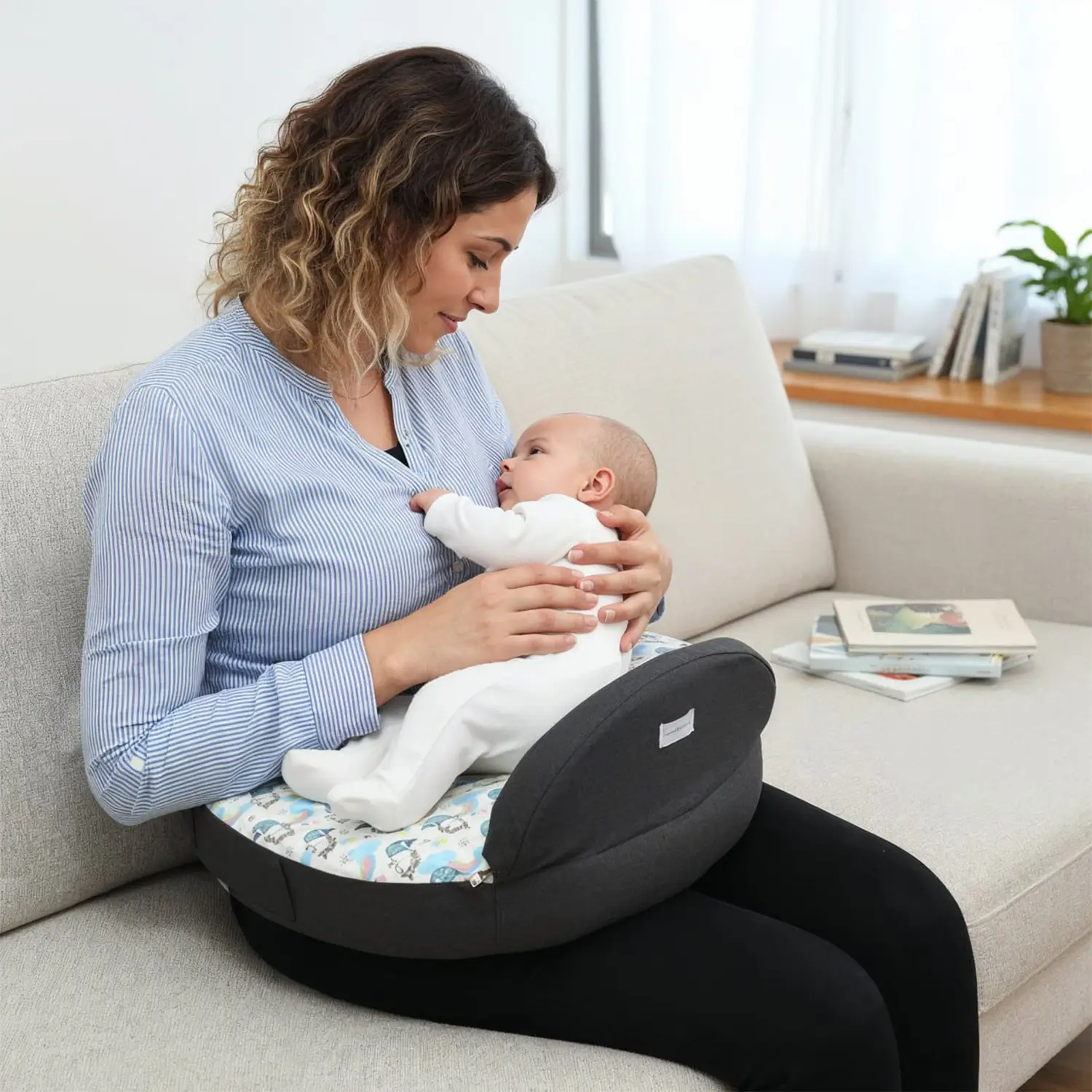 Tender-Nest-Baby-Nursing-Pillow2 (1)