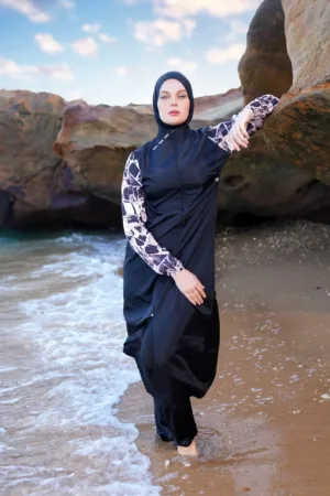 Waterproof Swimsuit - مايوة حريمي مكون من 4 قطع